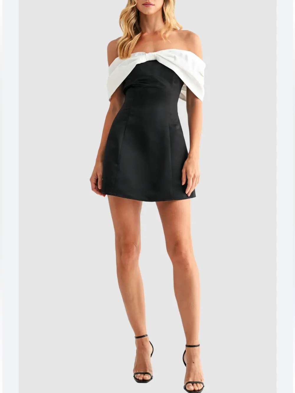 All In Favor Black White Off Shoulder Cocktail Mini Dress Size M Elegant Party